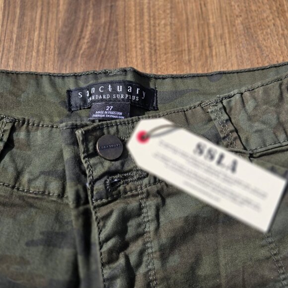 Sanctuary Camo Cargo Pants Women’s Size 27 – NWT - Picture 5 of 6